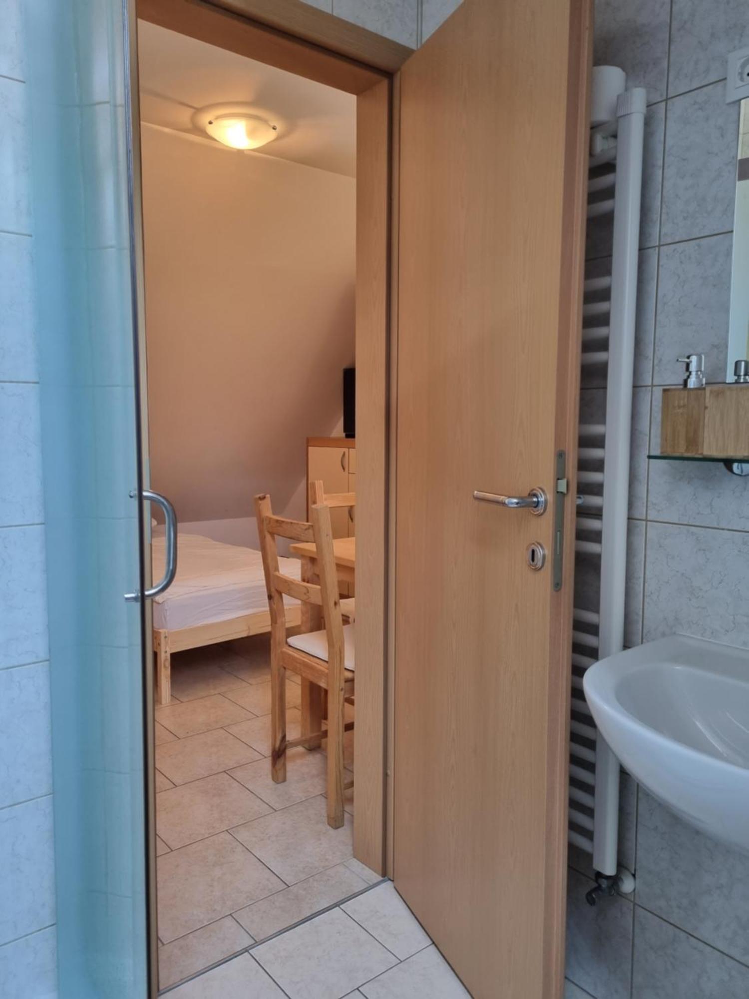 Apartmaji Pri Ticelnu Бовец Экстерьер фото